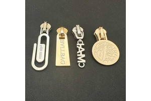Consen Wholesale Customized Logo Brand Engraved Raise Gold Silver Hoodie Metal Zipper Puller For Clothing Bag