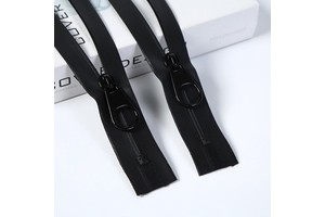 High Quality #5 Customize Durable Waterproof Zipper Double-sided Reversible Nylon Long Chain Zipper