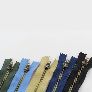 #10/13/15/18 Close-End Auto Lock Metal Zipper Strap Wholesale High Quality Spring Lock Brass Zipper for Bags Garment Heavy Duty