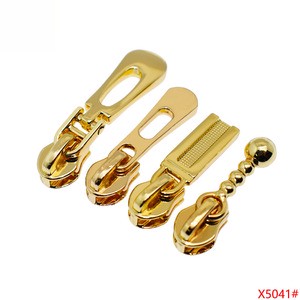 Custom Zip Pull Garment Metal Zipper Puller Slider Brand Logo Bag Zipper Head Puller 5# Nylon Metal Zipper Pull Logo