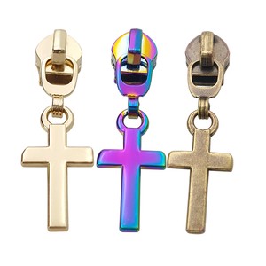 Custom Logos Metal Zipper Puller Stylish Handmade Double Emboss Stamping Letters Zip Puller for Clothing