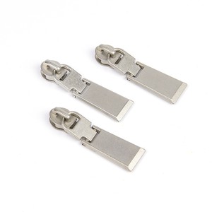 Dawei Brand Custom Design Nickel Free Eco-Friendly 5# 7# Hot Selling Zinc Alloy Zipper Slider Custom Logo Pulls for Bags/Luggage