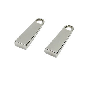 Guangzhou Custom Metal Zipper Puller Slider Logo & #3 Rainbow Zipper Puller with Custom Fitting for Bags