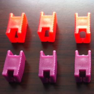 High Quality Custom Colorful Transparent Multi Color Zip Lock Plastic Zipper Slider Header for Ziplock Makeup Bag