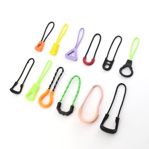 Wholesale Zipper Extension Pull Tag Replacement Silicone Rubber Zipper Puller Tag Cord