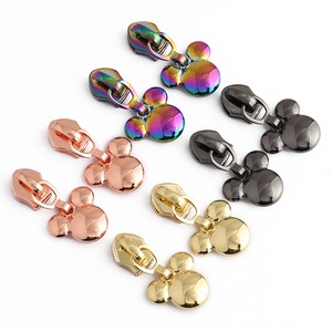 RTS 100MOQ Cartoon Mickey Metal Zipper Puller Non Lock #5 rainbow Zipper Slider