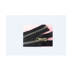 High Quality OZL #8 Open-End Metal Zipper with White Shiny Teeth Auto Lock Feature 100mm Length for Clothing and Bags