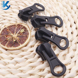 15# Zinc Alloy Resin Zipper Slider with Non-lock Mechanism Black Matte Finish Nickel-Free Modern Design for Bags & Luggage Stock