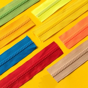 Wholesale High Quality 3 5 8 10# Nylon Zipper Close-end Waterproof Zipper for Jackets