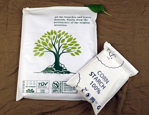 PLA+PBAT Plastic Bag Self Sealing Slider Clothing Packaging Frosted Reusable Zipper Bags Certified Eco Wholesale Custom Logo