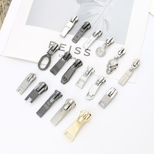 High Quality Nickel-Free Zinc Alloy Metal Zipper Puller Slider with Custom Color for Backpacks & Jackets (Modern Style)