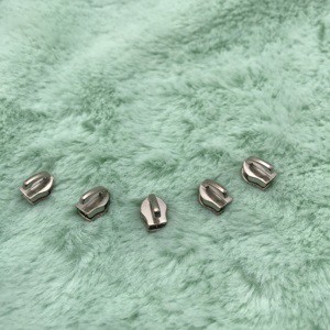 Durable Metal Nylon Slider 3# N/L with Puller Factory Outlet Zipper Slider Product