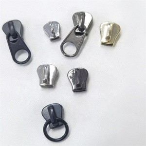 No. 5 Custom Metal Resin Tooth Zipper Slider SBS Zinc Alloy with Electroplating Spray Paint Brand for Garments and Luggage