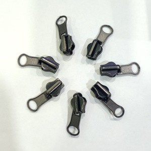 Direct Metal Zipper Sliders for Clothing and Luggage Manufacturers