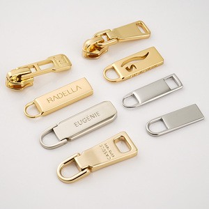 Purse Hardware Customized Metal Zipper Slider Pull 3# Gold Zipper Pull 5# Engraving Logo Metal Zipper Puller for Bags