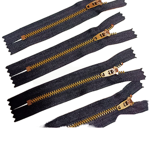 Custom European Style No. 3 Y-Type Teeth Zipper High-End Fashionable Metal Zipper for Clothing Bags Closed End