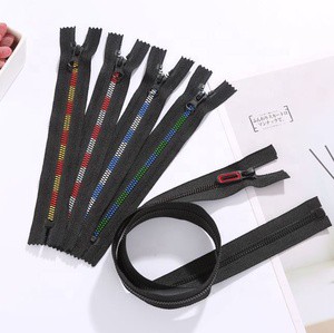 Derlin Plastic Zipper No. 5 Color Teeth Close End with Different Slider for Customization