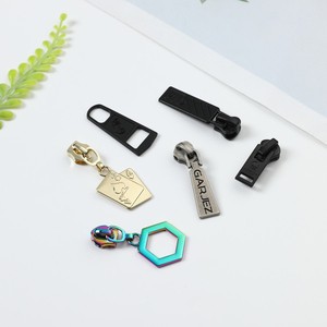 High Quality Custom Metal Zipper Puller Slider With Lock Without Lock for Resin Nylon Metal Zipper