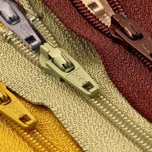 Wholesale 3# for Open-end Auto Lock Nylon Zipper for Luxury Dress High Quality