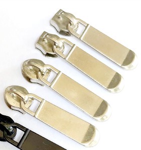 Wholesale High Quality Custom Designer Metal Zip Puller Bag Accessories Embossed Brand Logo #5 Slider Puller Nylon Zinc Alloy