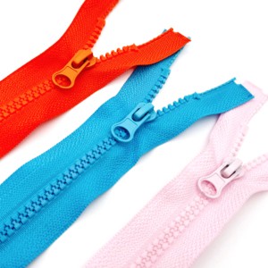 Wholesale Factory Custom Plastic Zipper 5# 8# Long Chain Plastic Zippers Open End Double Open End Close End Resin Zipper