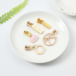 High Quality Custom Metal Zipper Puller Clothing Design with Brand Logo Zip Pull Rectangle and Star Pattern