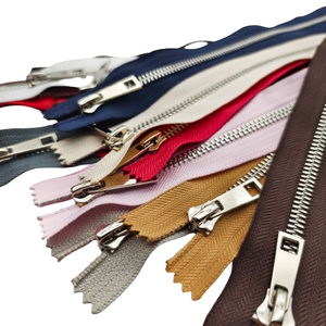 Primo Custom 5# Silver Teeth Black Tape Continuous Long Chain Sustainable Open-End Brass Metal Hoodie Clothing Handbag Bag