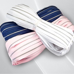 Long Chain 3# Metal Zipper Roll High Quality Continuous Titanium Alloy Zipper Roll