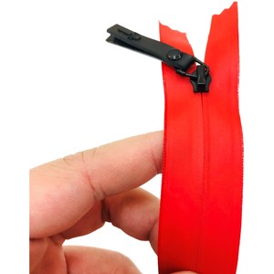 High Quality Nylon Waterproof Close-End Auto Lock Slider Zipper 60cm Length Outdoor Equipment High Visibility Direct Sale