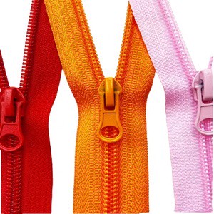 Lanke Custom Eco-Friendly 5# Nylon Zipper High Quality Matte Black Open-End Zipper for Garment & Shoes Made for Vislon