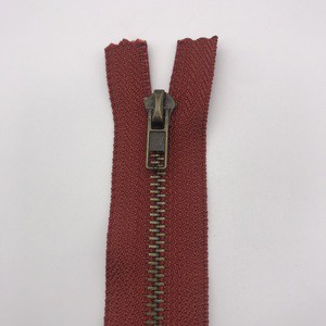 Factory Direct 3# Bronze Metal CLOSED-END ZIPPER Smooth and Lag-Free Product Type