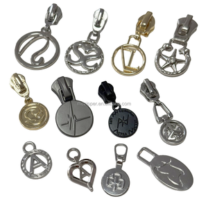Wholesale Round Letter Shape OEM Embossed Making Custom logo Bag Metal Zipper Slider Puller for Purse / Clothes