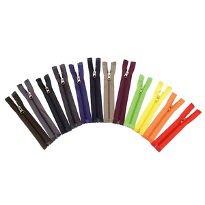 No. 3 Pocket Nylon Open-End Zipper Sun Protection Clothing Toys Bags Pillows Textile Accessories Made From Durable Plastic