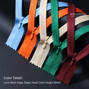 AA Brand Home Textile Fine Pillow Skirt with 45 to 60cm Lace Mesh Edge Invisible Nylon Zipper in Stock