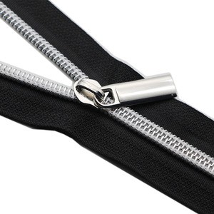 Custom Logo Nylon Zipper Jacket with Open-End Zipper for Garments Shoes Featuring Zipper Puller in Sizes 3# 5# 7# 8# 10#