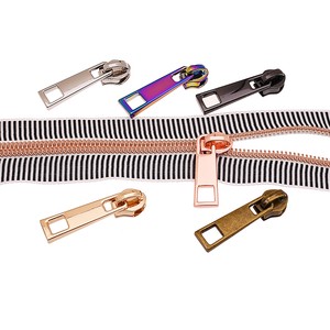 Metal Zipper Slider Nylon Teeth Coil Zipper Long Puller Pull for Purse Hardware Wholesale