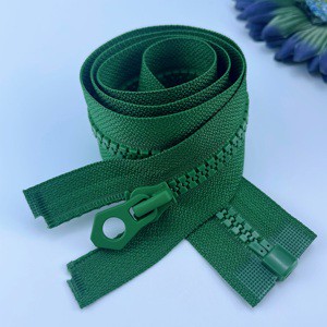 Half Zip and Full Zip Plastic Zipper Puller Slider with Rubber Coating PU Tape for Bags Garments Jackets