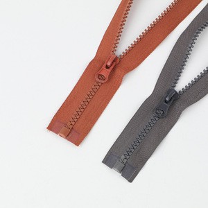 SAS Wholesale Plastic Zipper Open End Auto Lock Slider Round Puller Color Tape Resin Zippers for Garments