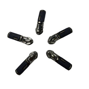 New Design Factory No. 7 Zipper Sliders Nylon Leather Sheet for Clothing Bags Application