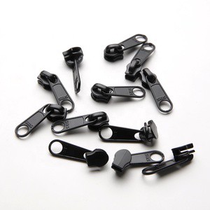 SBS High Quality 3# Nylon Reverse Electrophoresis Long Piece Zipper Puller Custom Size for Bag Garment Clothing Use