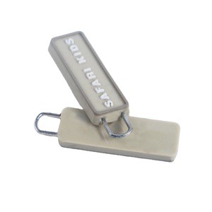 LR10017 PVC/Plastic Zipper Slider with Rubber Puller