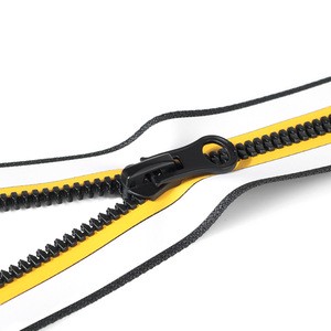 High Quality 5# PU Open End Plastic Zipper Waterproof for Bags Garments Coats