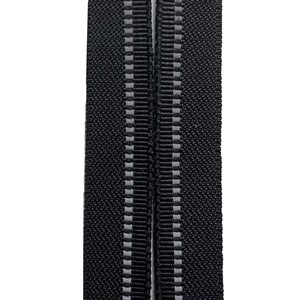 Customized Colorful Cotton/Polyester/Nylon Long Chain Resin Zipper Tape Zipper for Clothing Apparel