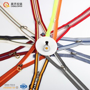 High-end Zipper Factory Custom 5#7# Nylon Zipper Colorful Pattern Pattern Tape Polyester Coil Zipper