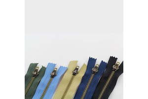 【en-US】10/13/15/18 Close-End Auto Lock Metal Zipper Strap Wholesale High Quality Spring Lock Brass Zipper for Bags Garment Heavy Duty