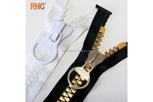 Factory Wholesale No 20 Large Plastic Zipper the Largest Teeth Plastic Zipper Resin Giant Plastic Zipper for Big Backpack