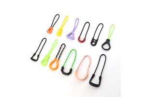 Wholesale Zipper Extension Pull Tag Replacement Silicone Rubber Zipper Puller Tag Cord