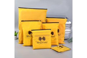 Customized High Quality Waterproof Transparent Clear Frosted Zip Lock T-Shirt Bag Clothing Packaging Logo Slider for Socks