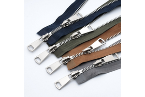 Hot Selling Bag Zipper 3# 5# 8# 10# Custom Double Zip Puller Copper Teeth Zipper for Bag Clothing