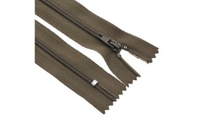 High Quality Strong Teeth 3# Closed End Zipper Nylon Clothing Pants Pillow Coil Long Chain